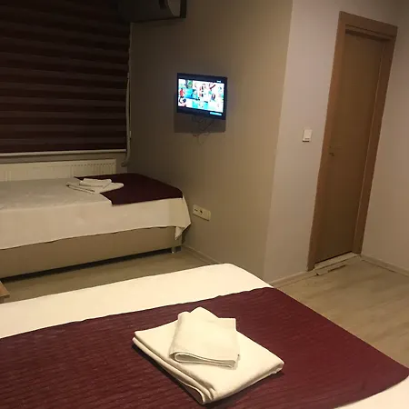 奥廷博艺努兹家庭酒店 酒店 伊斯坦布尔